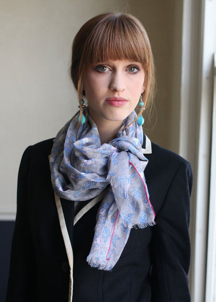 Anika Dali Women's Gabby Blue Birds Square Scarf