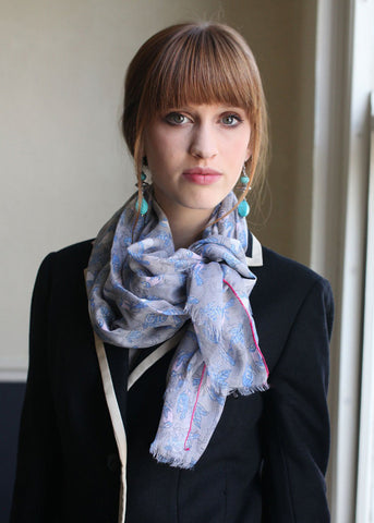 Anika Dali Women's Gabby Blue Birds Square Scarf