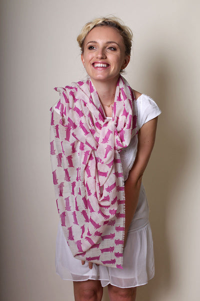 Anika Dali Hot Cat Fine Wool Women's Pink Fashion Scarf